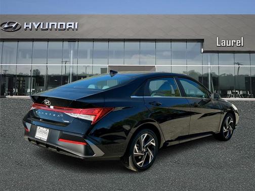 2025 Hyundai ELANTRA HEV Limited