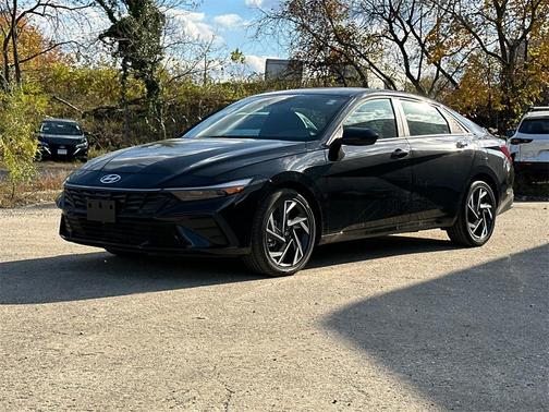 2025 Hyundai ELANTRA HEV SEL Sport