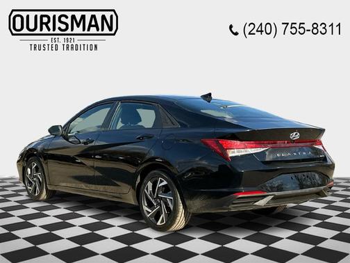 2025 Hyundai ELANTRA HEV SEL Sport