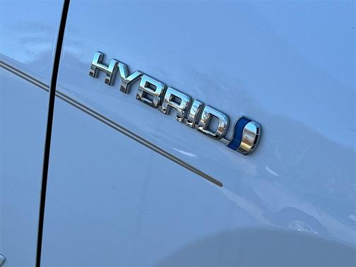2020 Toyota RAV4 Hybrid LE