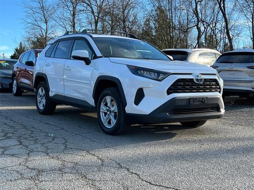 2020 Toyota RAV4 Hybrid LE
