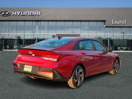 2025 Hyundai ELANTRA Sport