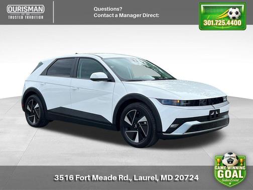 Atlas White 2025 Hyundai IONIQ 5 SE