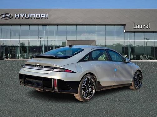 2025 Hyundai IONIQ 6 SE