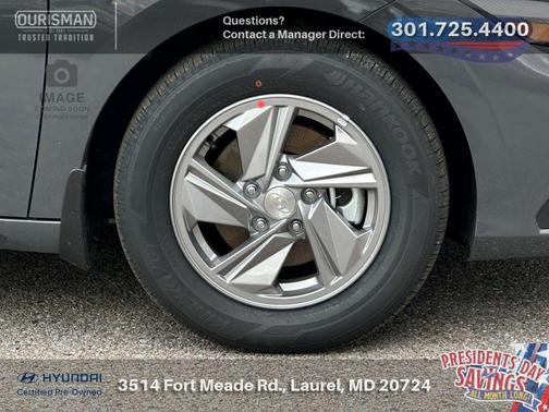 2025 Hyundai ELANTRA SE