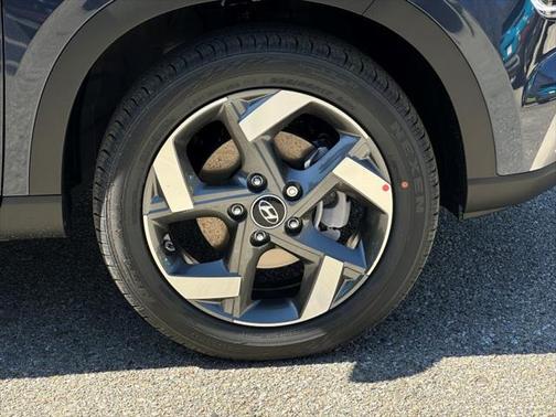 2025 Hyundai VENUE Limited