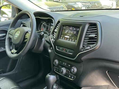 2021 Jeep Cherokee Altitude
