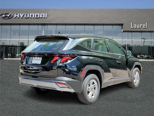 2025 Hyundai TUCSON SE