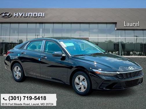 2025 Hyundai ELANTRA SE