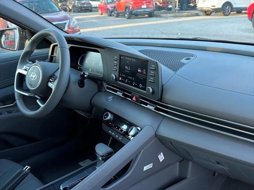 2025 Hyundai ELANTRA Sport