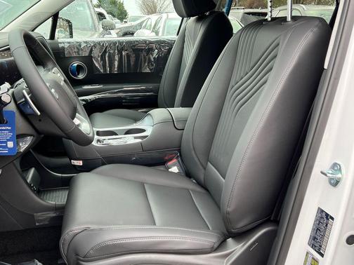 2026 Hyundai PALISADE SEL Premium 8P