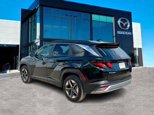 Phantom Black 2025 Hyundai TUCSON SEL