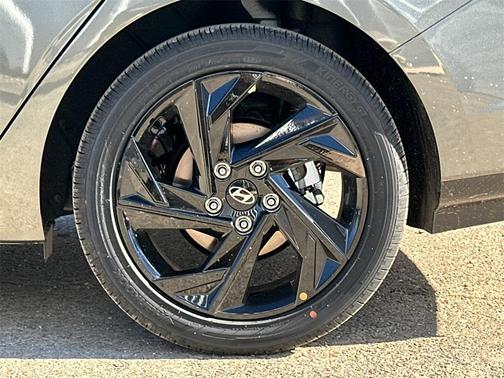 2026 Hyundai ELANTRA Sport