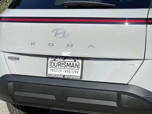 2025 Hyundai KONA SEL