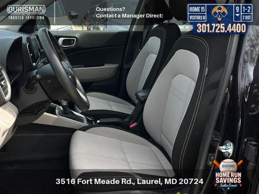 Onyx Black 2025 Hyundai VENUE SEL