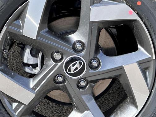 2025 Hyundai VENUE Limited