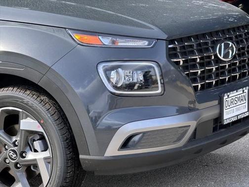2025 Hyundai VENUE Limited