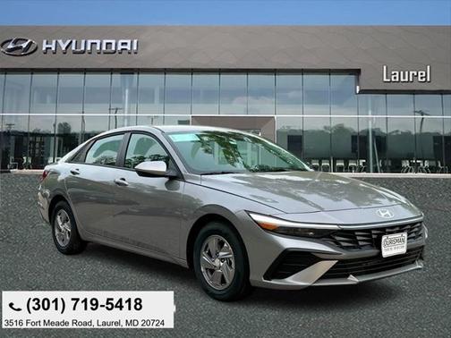 2025 Hyundai ELANTRA SE