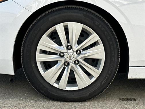 2022 Nissan Sentra S