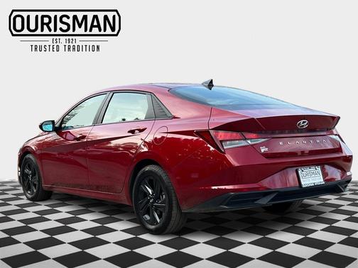 2021 Hyundai ELANTRA SEL