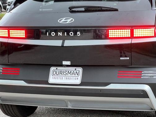 2025 Hyundai IONIQ 5 SEL