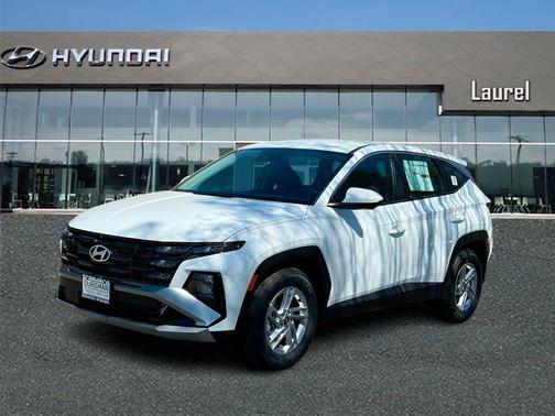 White Pearl 2026 Hyundai TUCSON SE