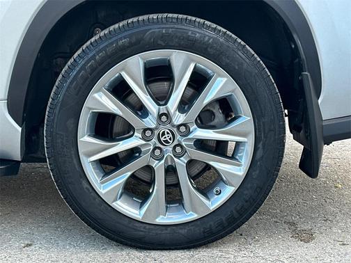 2022 Toyota Highlander Limited