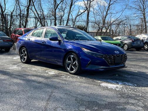 2021 Hyundai ELANTRA Limited