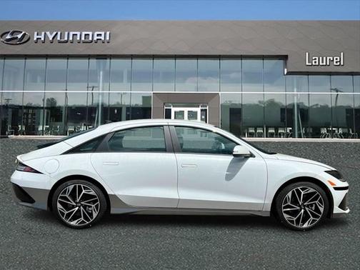 2025 Hyundai IONIQ 6 SEL