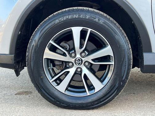 2018 Toyota RAV4 Adventure