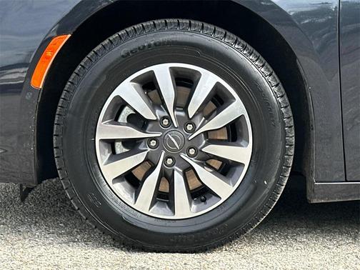 2021 Chrysler Pacifica Hybrid Touring L
