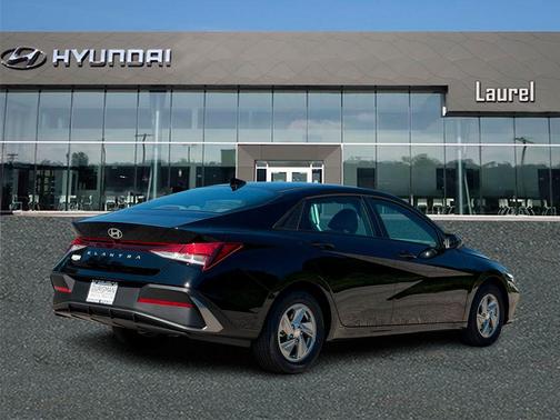 Abyss 2026 Hyundai ELANTRA SE