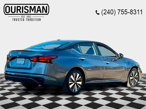 2021 Nissan Altima 2.5 SV