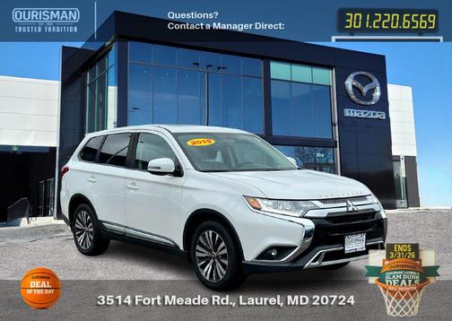 Pearl White 2019 Mitsubishi Outlander SE