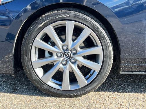 2025 Mazda Mazda3 FWD w/Preferred Package