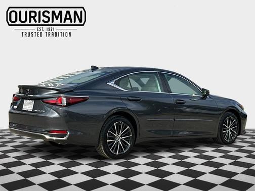 2022 Lexus ES 250 Base