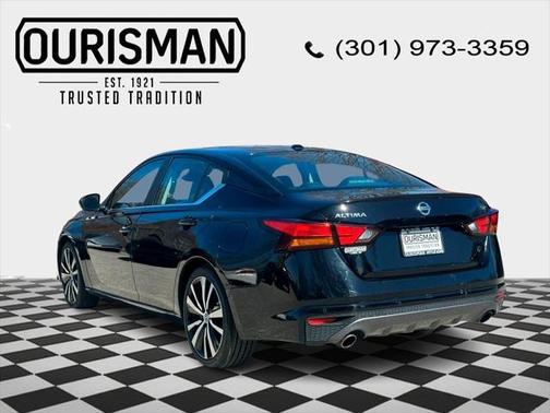 2022 Nissan Altima SR FWD