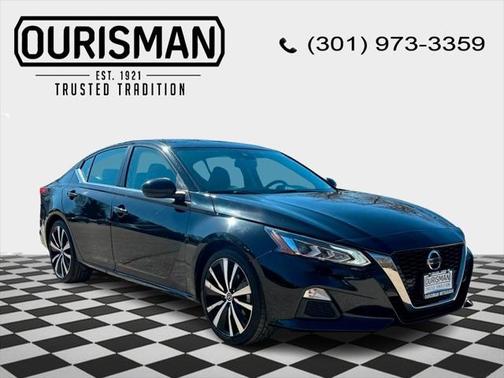 2022 Nissan Altima SR FWD