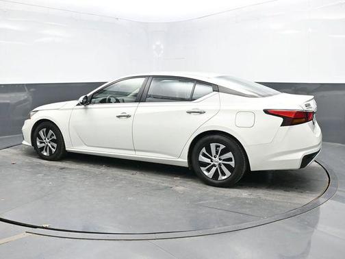 2021 Nissan Altima S FWD