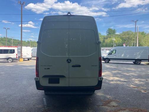 2023 Mercedes-Benz Sprinter 2500 High Roof