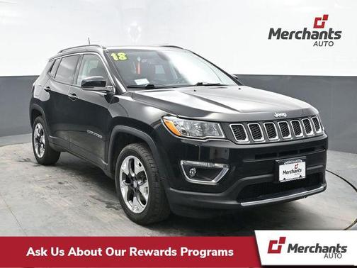 Diamond Black Crystal Pearlcoat 2018 Jeep Compass Limited