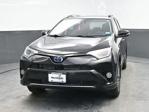 2018 Toyota RAV4 Hybrid XLE