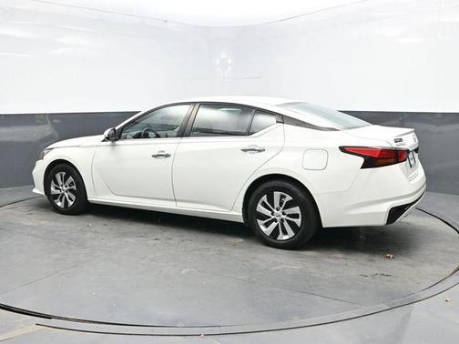 2021 Nissan Altima S FWD