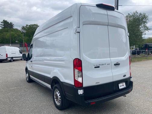 2022 Ford Transit-350 Base