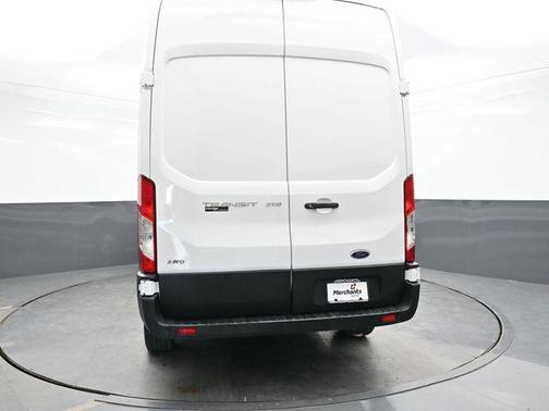 2022 Ford Transit-250 Base