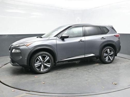 2022 Nissan Rogue SL