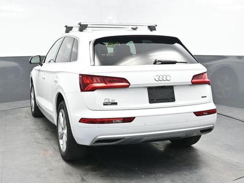 2020 Audi Q5 45 Premium Plus