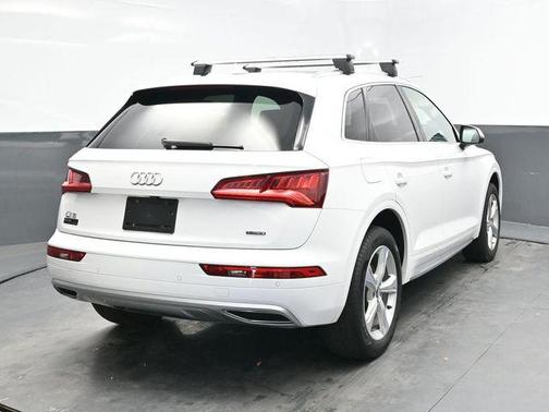 2020 Audi Q5 45 Premium Plus