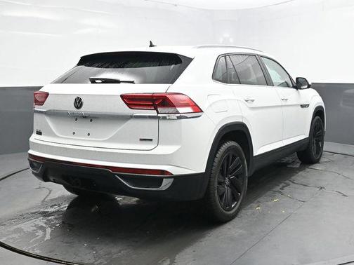 2022 Volkswagen Atlas Cross Sport 3.6L V6 SE w/Technology