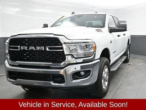 2023 RAM 2500 Big Horn Crew Cab 4x4 6'4' Box